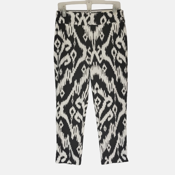 Chico's Brigitte So Slimming Stretch Crop Black & White Ikat Print Pants - Picture 4 of 16